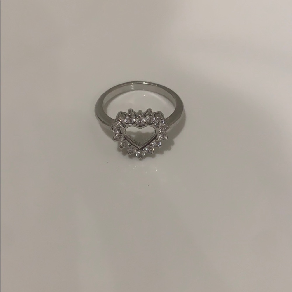 Heart ring - Picture 2 of 3